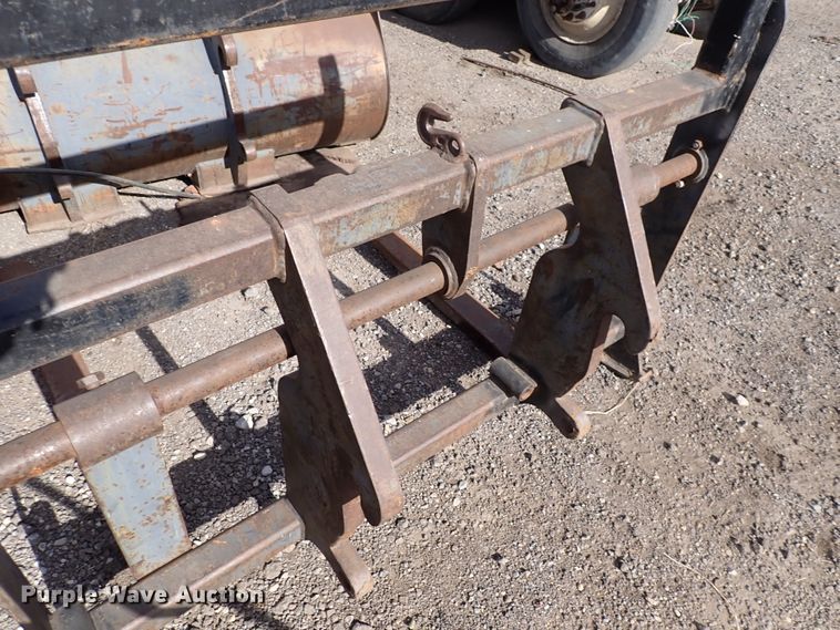 image for item DN2415 1993 John Deere 244E  wheel loader