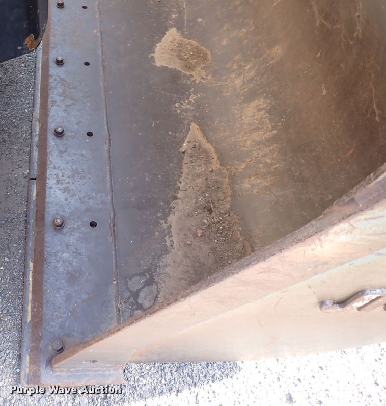 image for item DN2415 1993 John Deere 244E  wheel loader