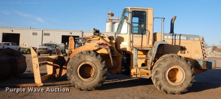 image for item DN2523 1998 Komatsu WA380-3L  wheel loader