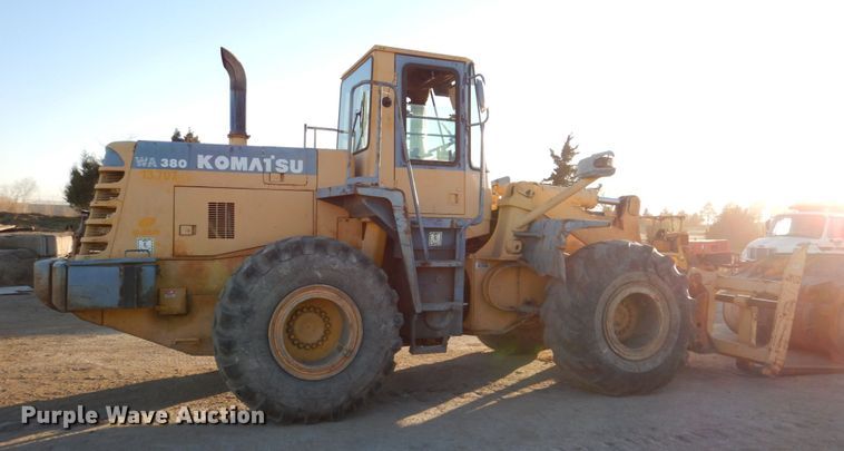image for item DN2523 1998 Komatsu WA380-3L  wheel loader