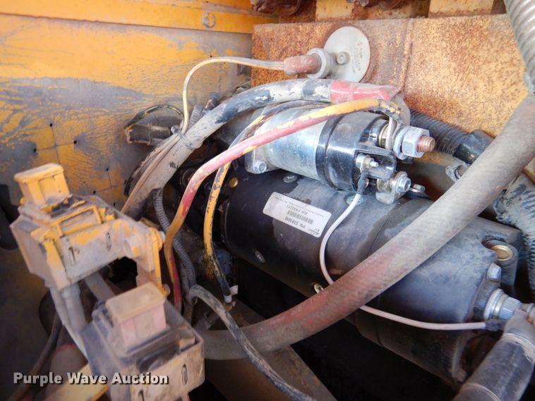 image for item DN2523 1998 Komatsu WA380-3L  wheel loader