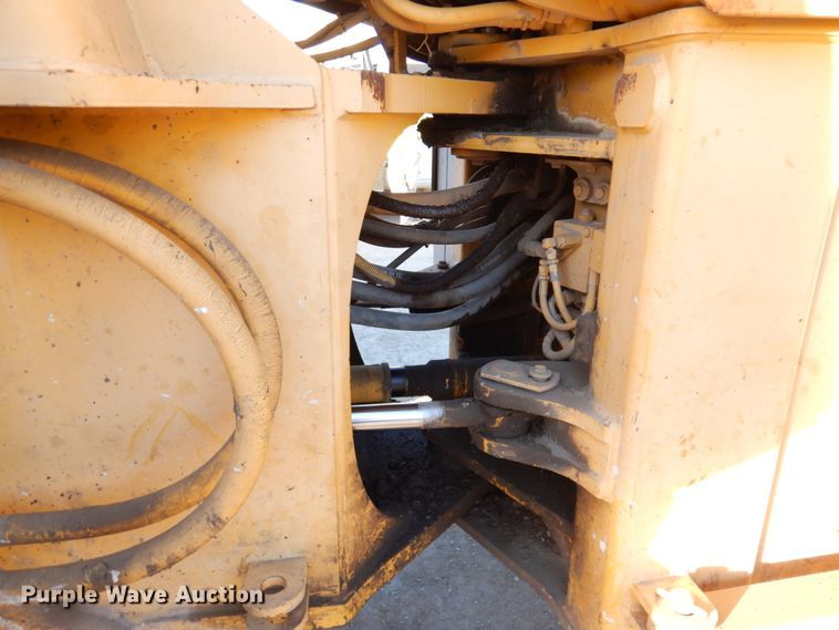 image for item DN2523 1998 Komatsu WA380-3L  wheel loader