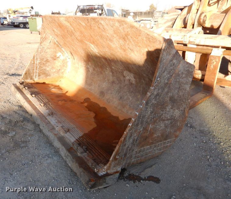 image for item DN2523 1998 Komatsu WA380-3L  wheel loader