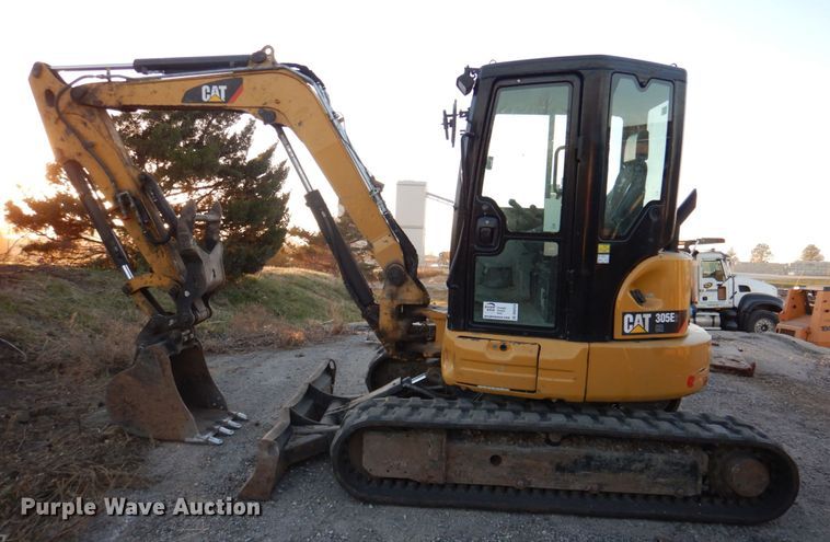 image for item DN2524 Caterpillar 305E2  mini excavator