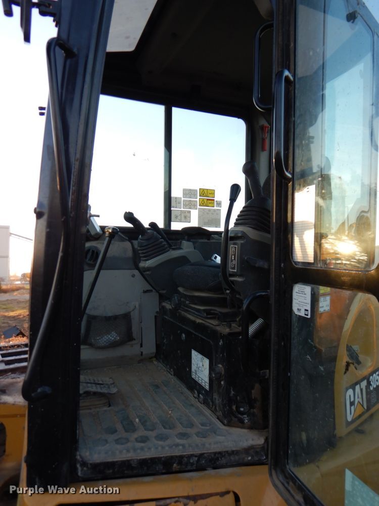 image for item DN2524 Caterpillar 305E2  mini excavator