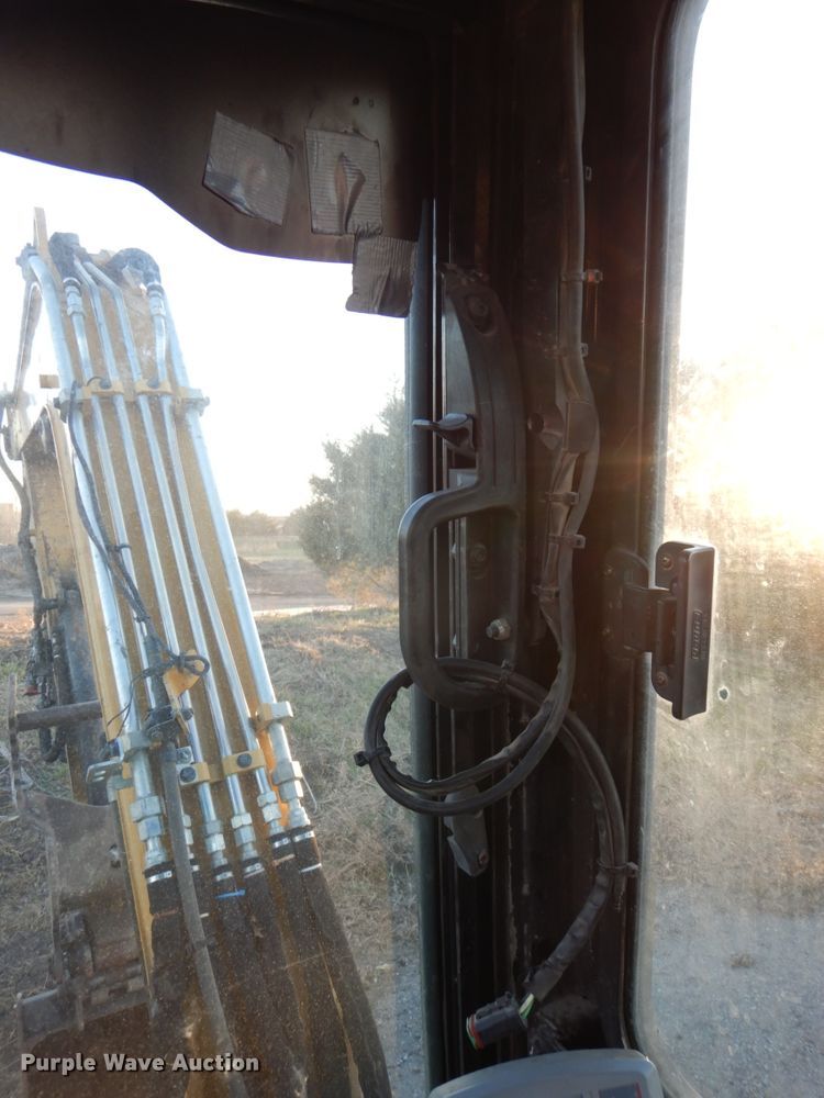 image for item DN2524 Caterpillar 305E2  mini excavator