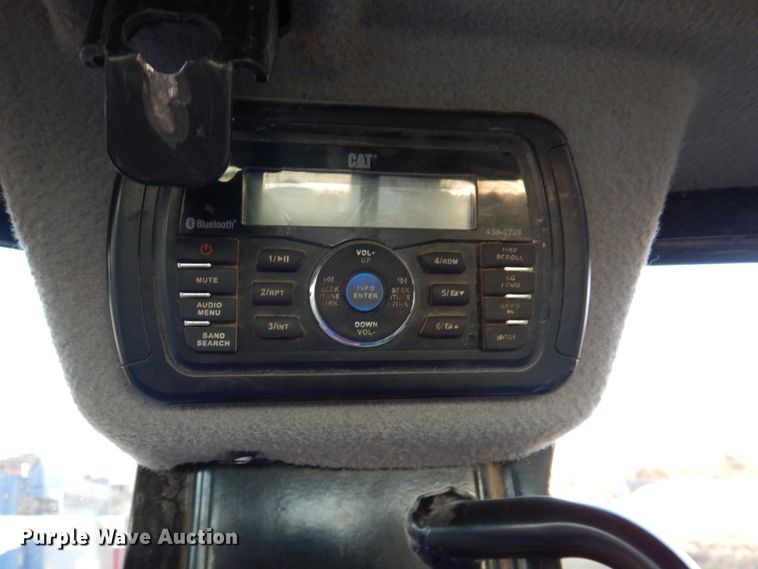 image for item DN2524 Caterpillar 305E2  mini excavator