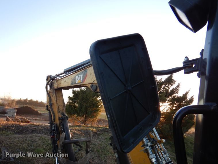 image for item DN2524 Caterpillar 305E2  mini excavator