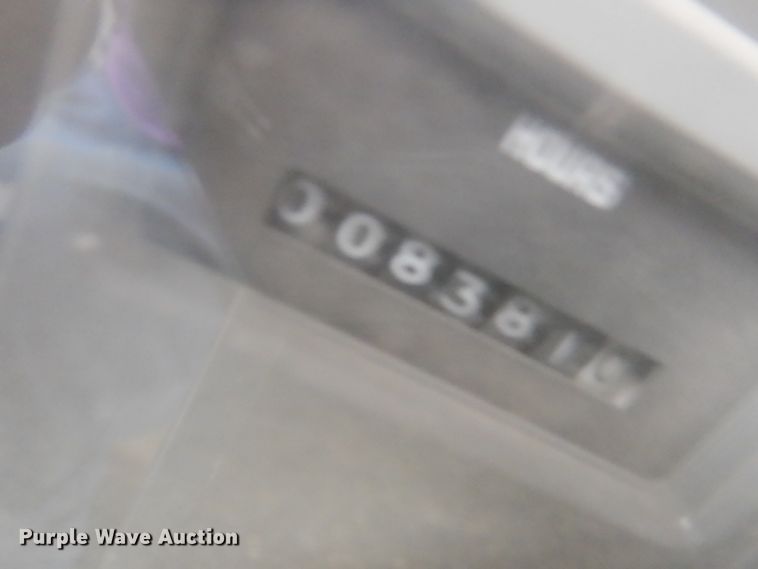 image for item DN2525 2000 International 4900  dump truck