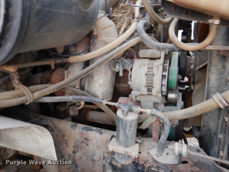 image for item DN2525 2000 International 4900  dump truck