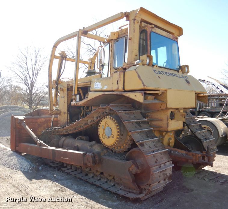 image for item DN2528 1986 Caterpillar D7H  dozer