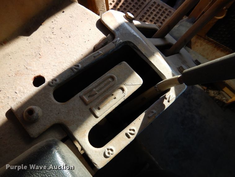 image for item DN2528 1986 Caterpillar D7H  dozer