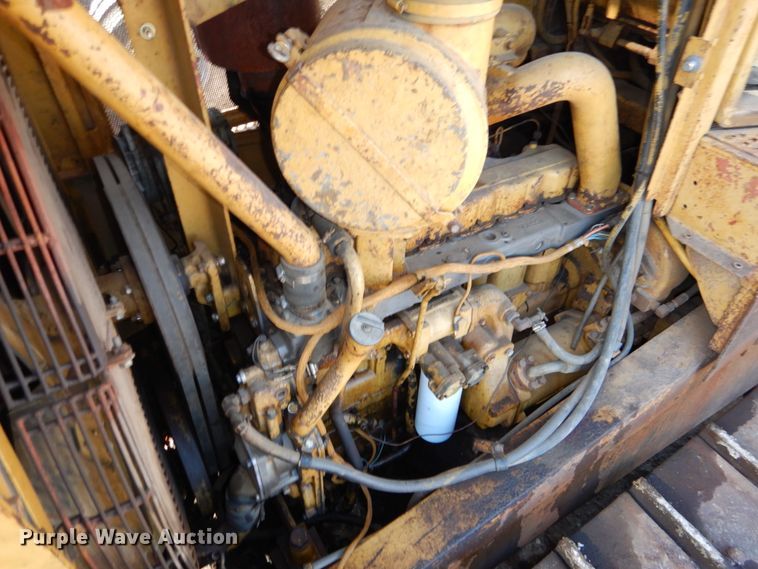image for item DN2528 1986 Caterpillar D7H  dozer