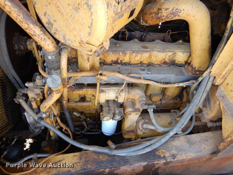 image for item DN2528 1986 Caterpillar D7H  dozer