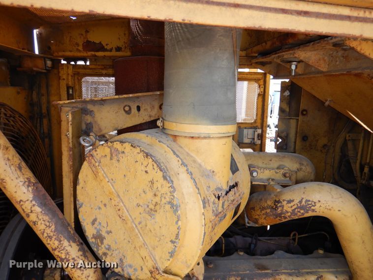 image for item DN2528 1986 Caterpillar D7H  dozer