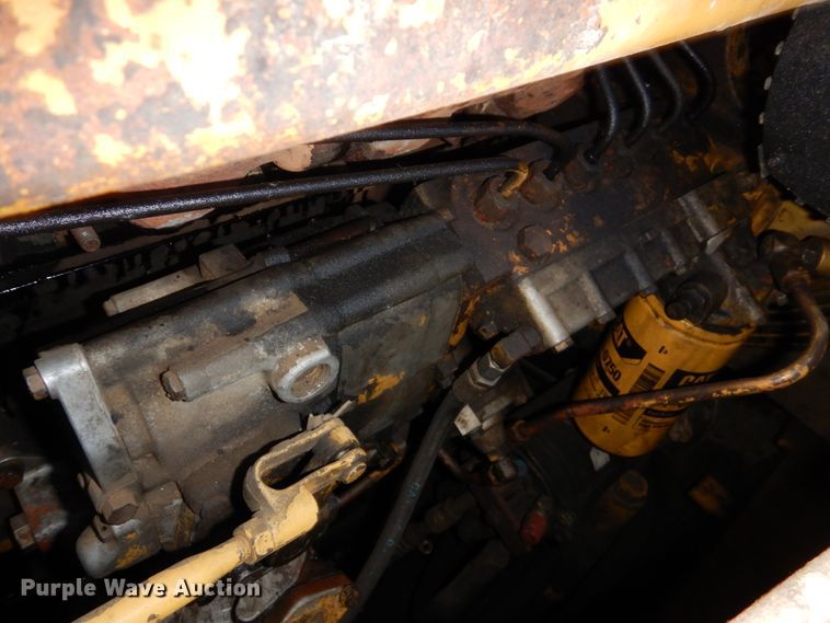 image for item DN2528 1986 Caterpillar D7H  dozer