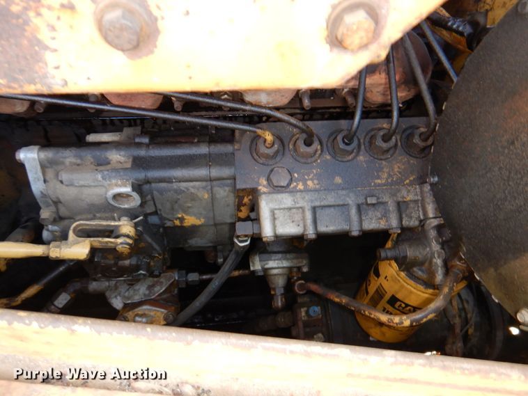 image for item DN2528 1986 Caterpillar D7H  dozer