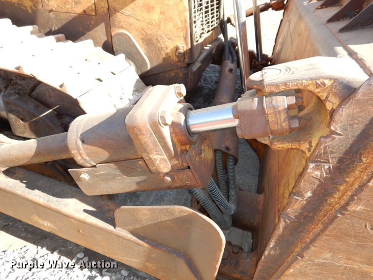 image for item DN2528 1986 Caterpillar D7H  dozer