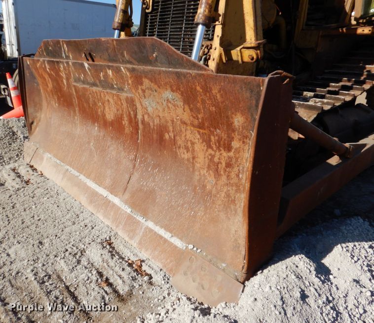image for item DN2528 1986 Caterpillar D7H  dozer