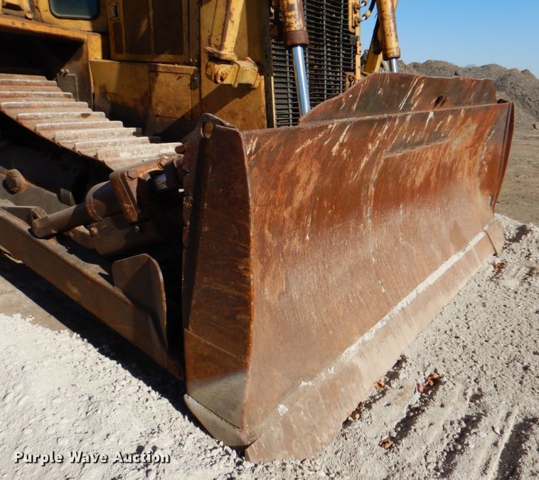 image for item DN2528 1986 Caterpillar D7H  dozer