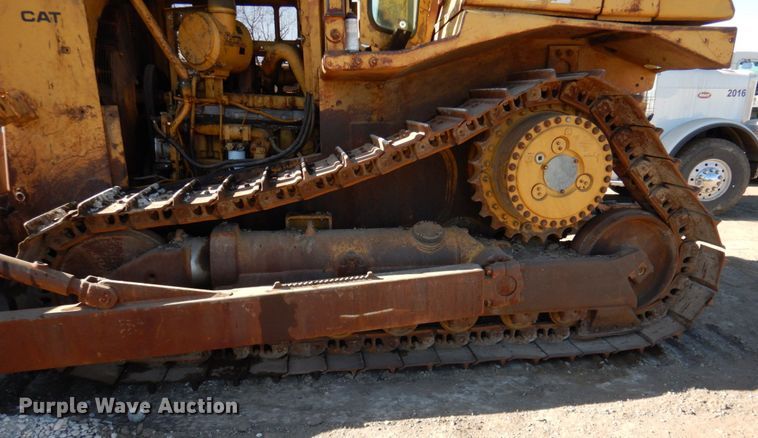 image for item DN2528 1986 Caterpillar D7H  dozer