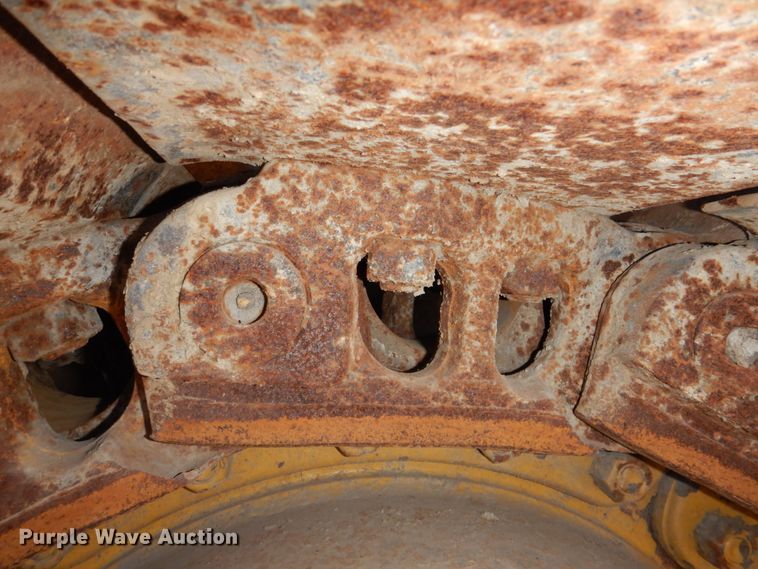 image for item DN2528 1986 Caterpillar D7H  dozer