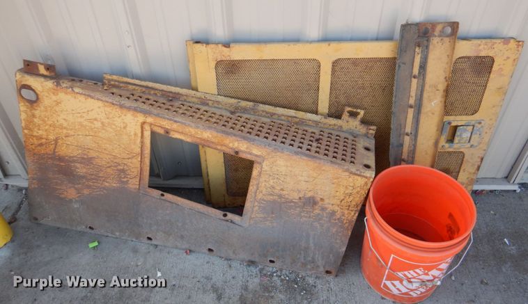 image for item DN2528 1986 Caterpillar D7H  dozer