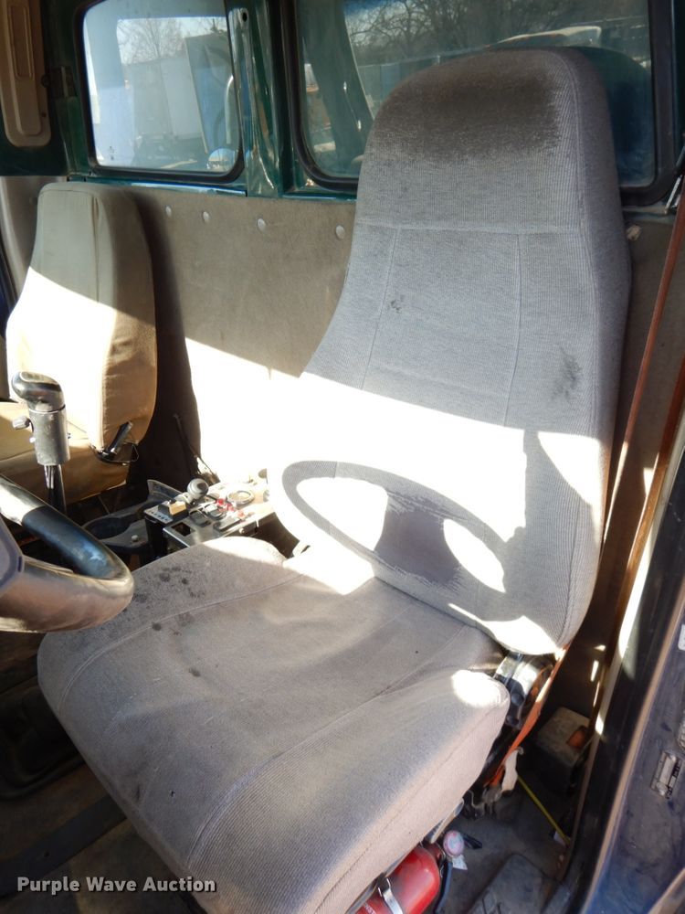 image for item DN2531 2007 Sterling A90  dump truck