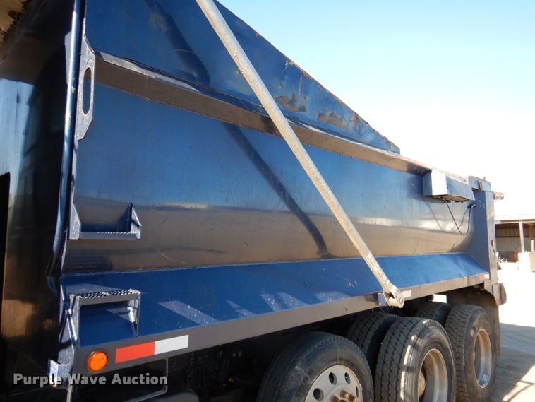 image for item DN2531 2007 Sterling A90  dump truck