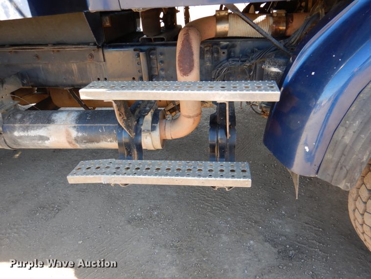 image for item DN2531 2007 Sterling A90  dump truck