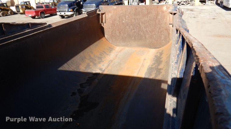 image for item DN2531 2007 Sterling A90  dump truck