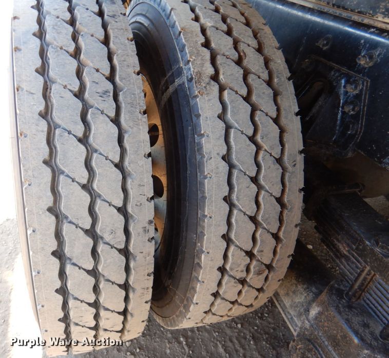 image for item DN2531 2007 Sterling A90  dump truck