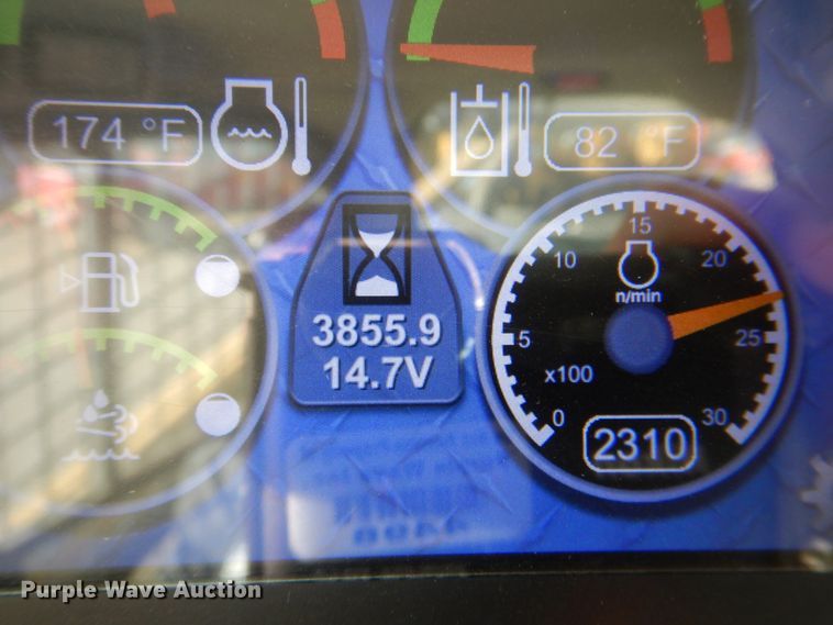 image for item DN2532 2016 Caterpillar 272D2  skid steer loader