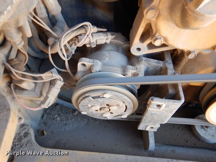 image for item DN2532 2016 Caterpillar 272D2  skid steer loader