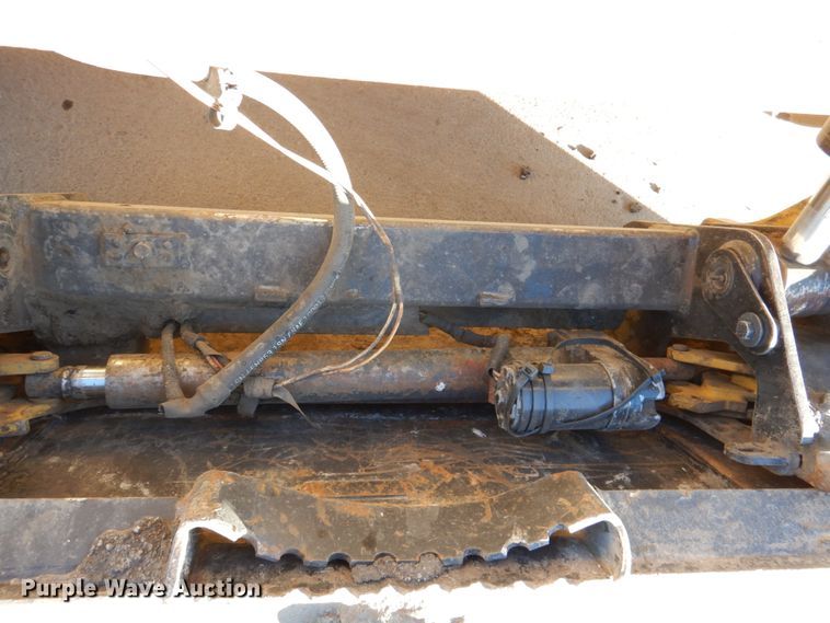 image for item DN2532 2016 Caterpillar 272D2  skid steer loader