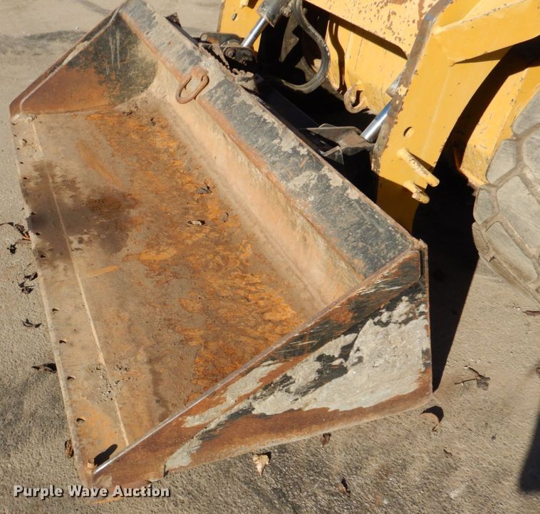 image for item DN2533 Caterpillar 246D  skid steer loader