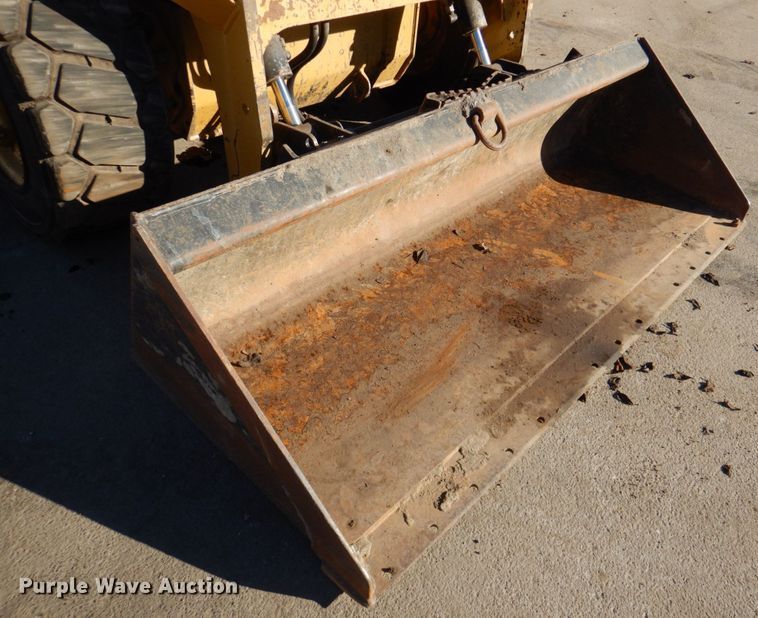 image for item DN2533 Caterpillar 246D  skid steer loader