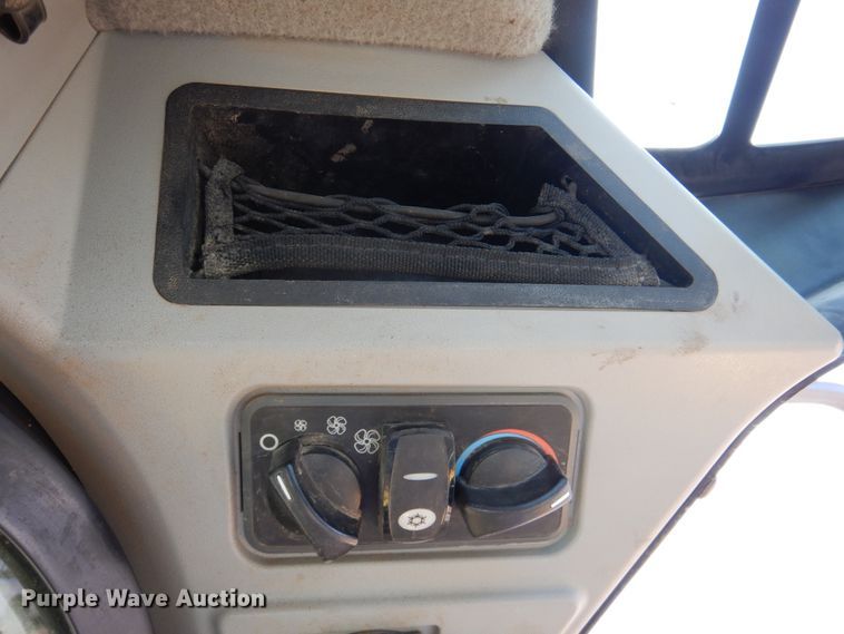 image for item DN2534 Caterpillar 246D  skid steer loader