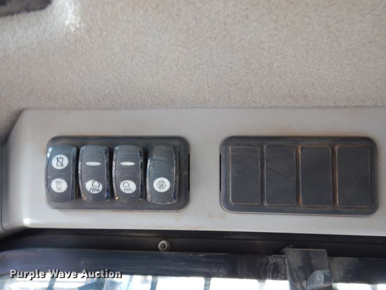 image for item DN2534 Caterpillar 246D  skid steer loader