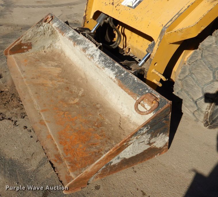 image for item DN2534 Caterpillar 246D  skid steer loader