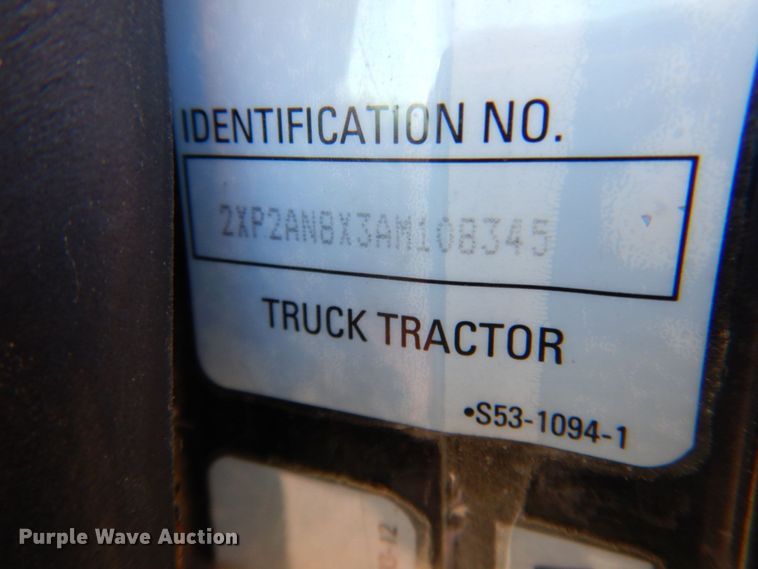 image for item DN2535 2010 Peterbilt 337  semi truck