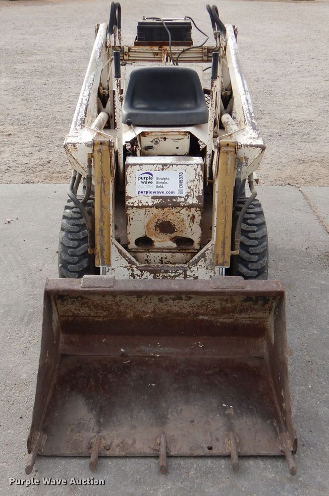 image for item DN5378 Bobcat M371  skid steer loader