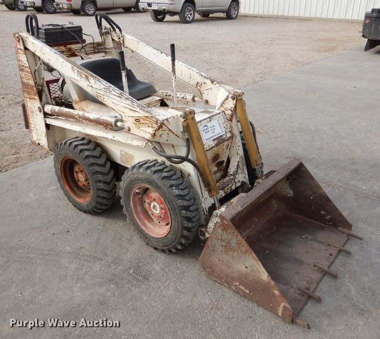 image for item DN5378 Bobcat M371  skid steer loader