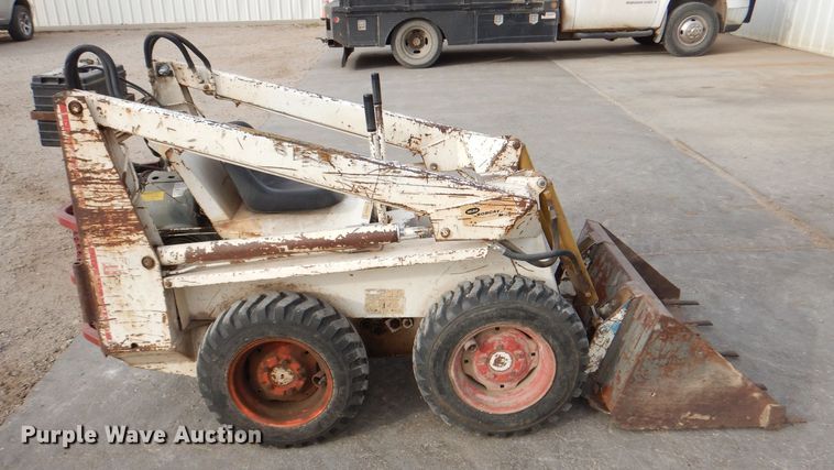 image for item DN5378 Bobcat M371  skid steer loader