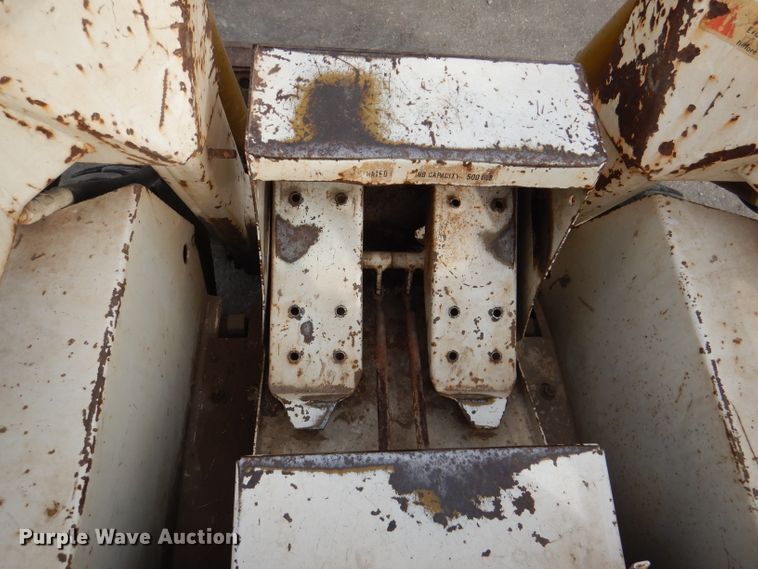 image for item DN5378 Bobcat M371  skid steer loader