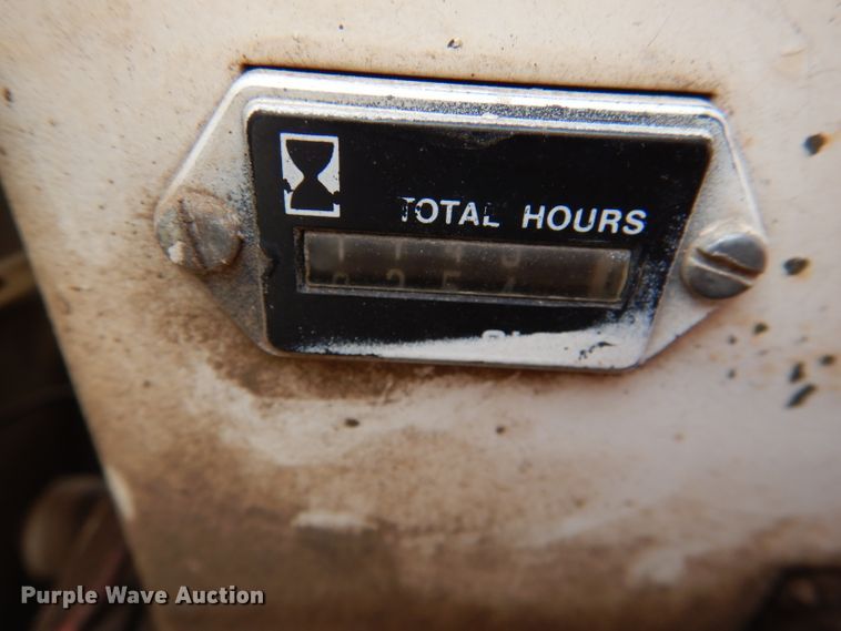 image for item DN5378 Bobcat M371  skid steer loader