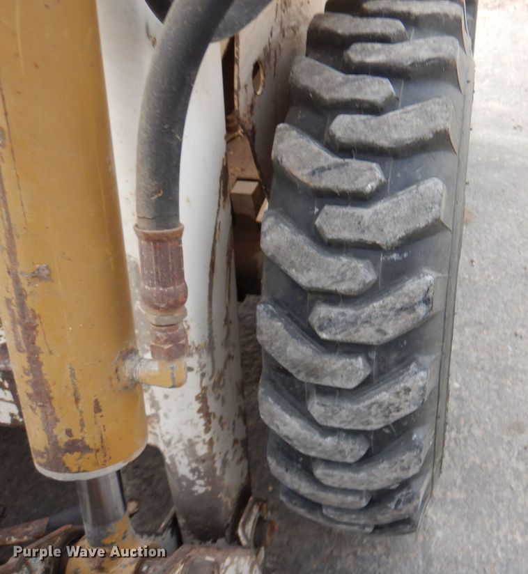 image for item DN5378 Bobcat M371  skid steer loader