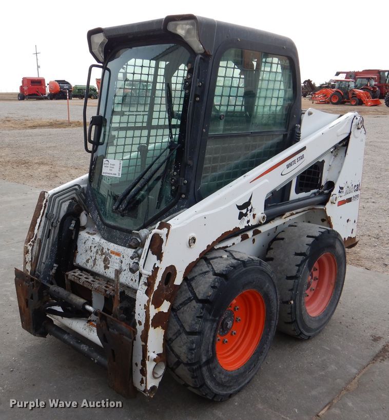 image for item DN5381 2014 Bobcat S450  skid steer loader