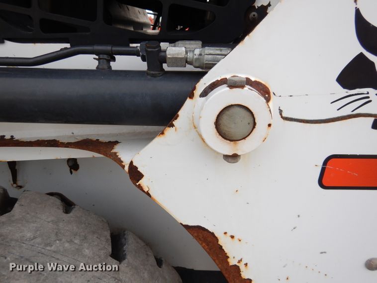 image for item DN5381 2014 Bobcat S450  skid steer loader