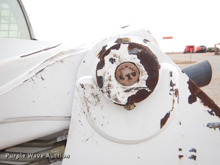 image for item DN5381 2014 Bobcat S450  skid steer loader